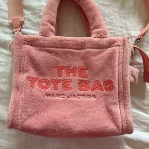 Pink Marc Jacob’s tote